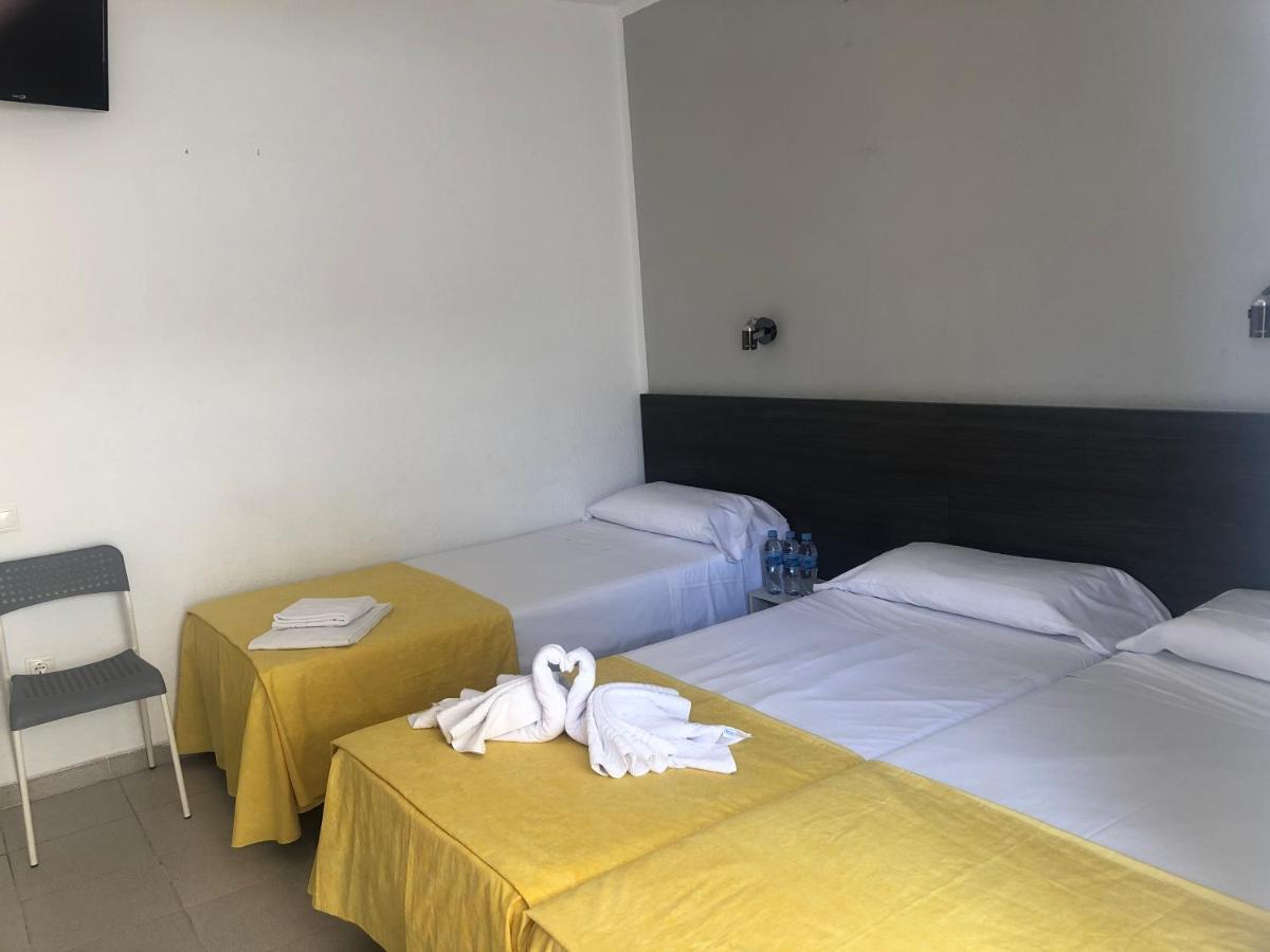 Hostal Tahiti Rs Salou Exterior foto